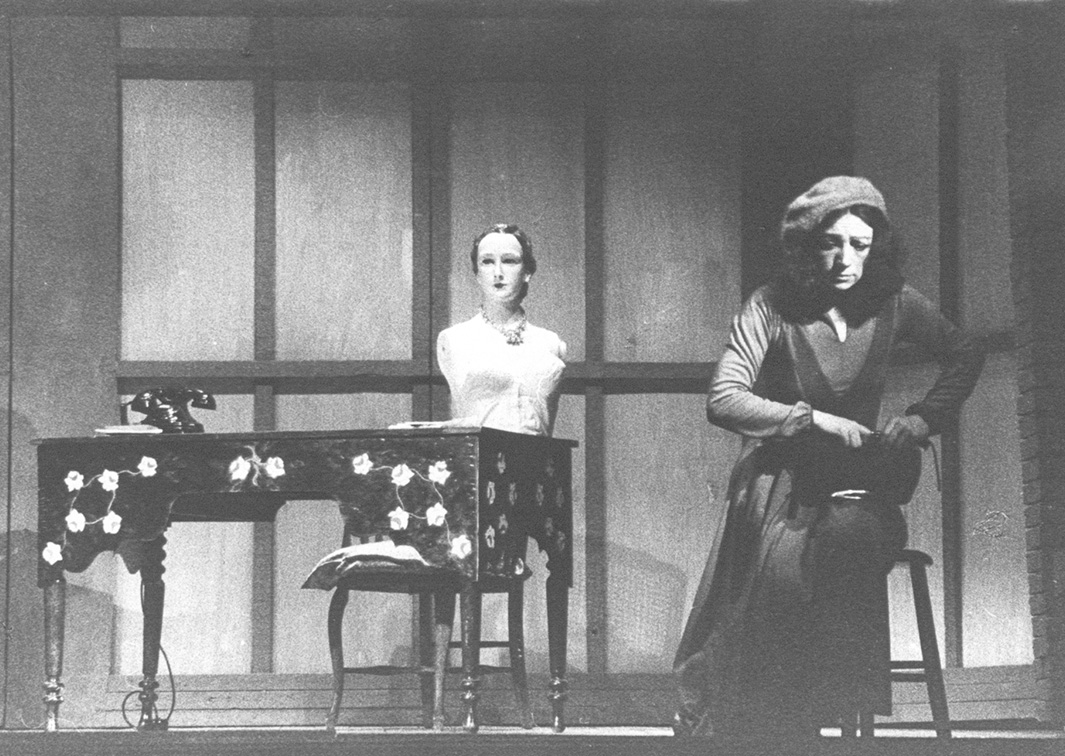 Fe esperanza y caridad, por Teatro de la Ribera (1981). Procedencia: CDAEM.