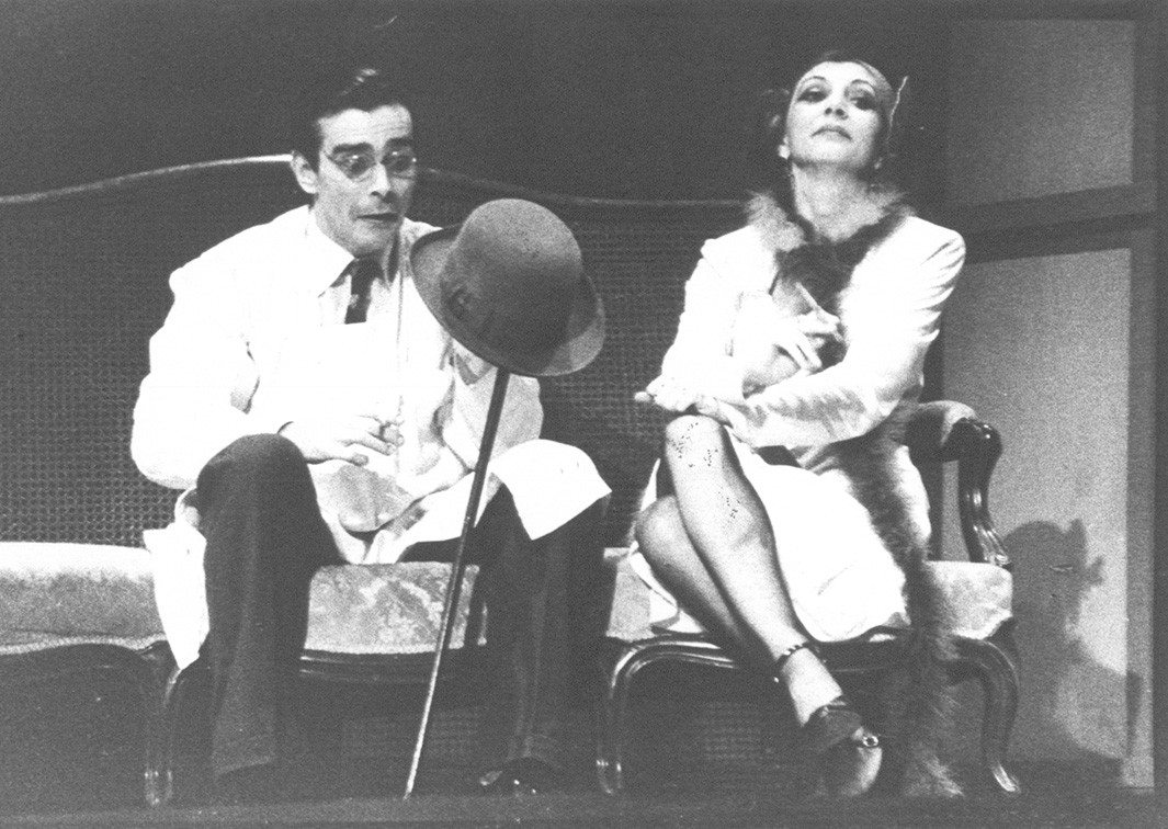 Fe esperanza y caridad, por Teatro de la Ribera (1981). Procedencia: CDAEM.