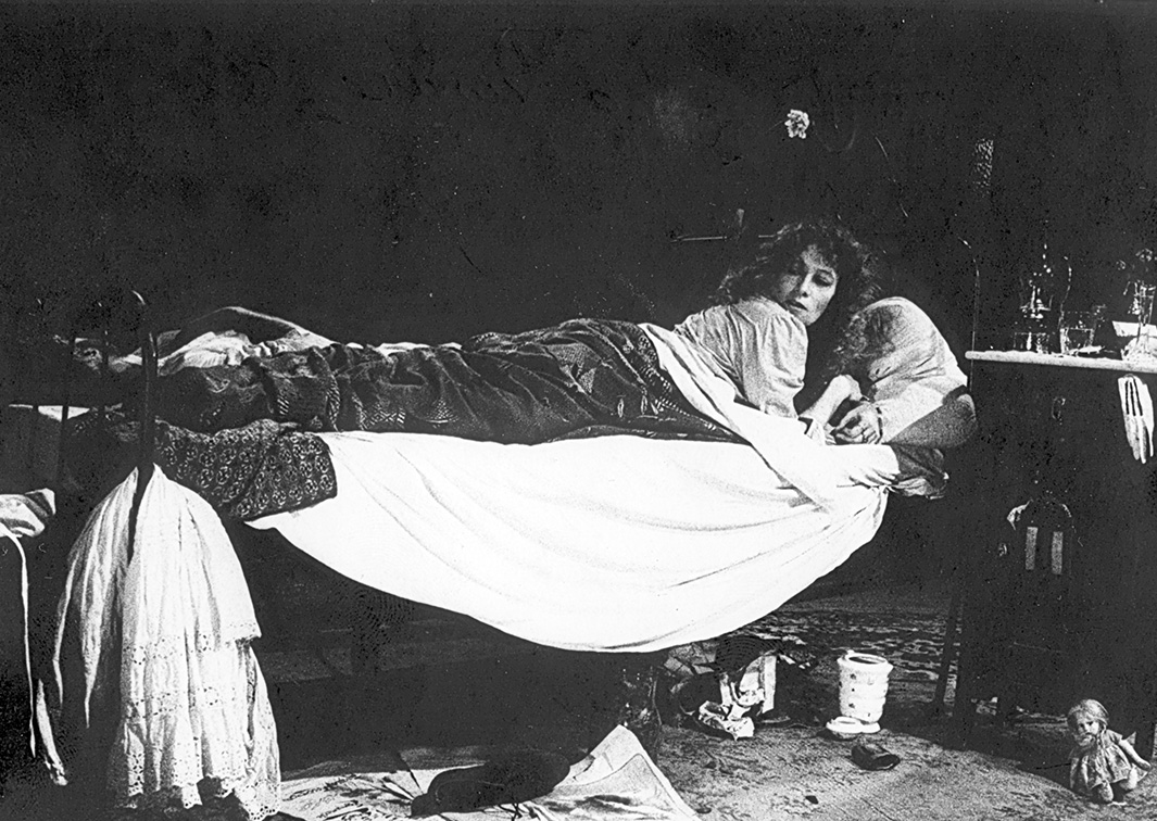 La noche de Molly Bloom, sobre textos de Joyce, por Teatro Fronterizo (1982). Procedencia: CDAEM. 