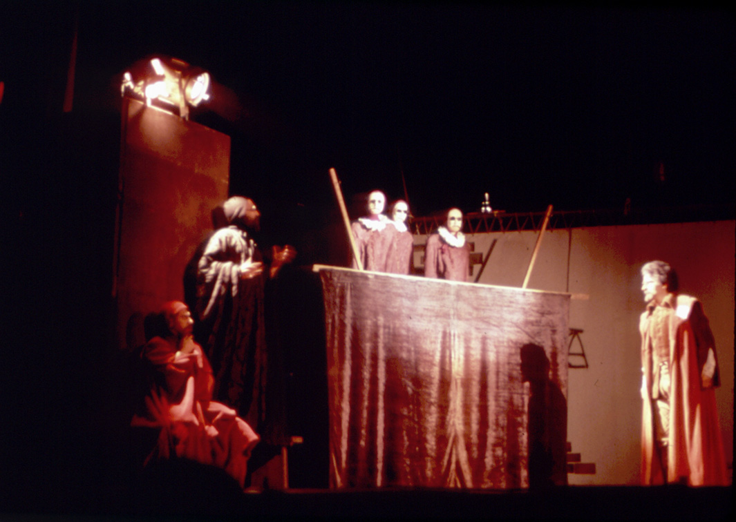 La sangre y la ceniza, de Alfonso Sastre, por el Colectivo El Búho (1977). Procedencia: CDAEM.