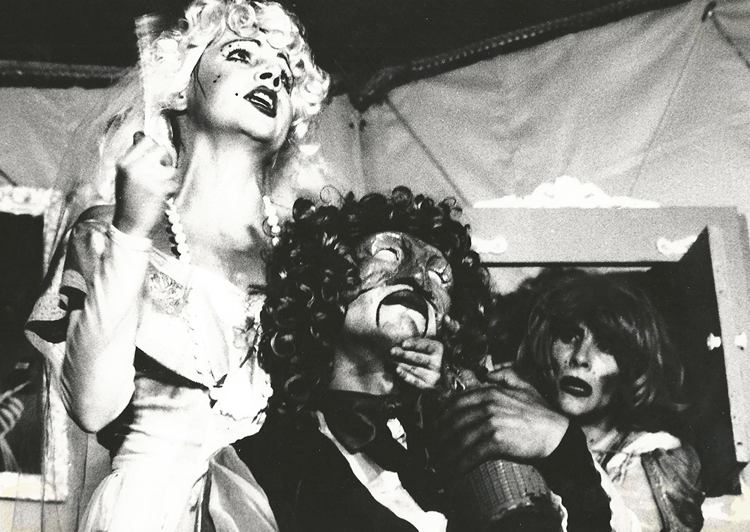 Tragicomedia de Don Cristóbal y la Señá Rosita, de Federico García Lorca, por Guirigai (1979). Procedencia: CIRAE.