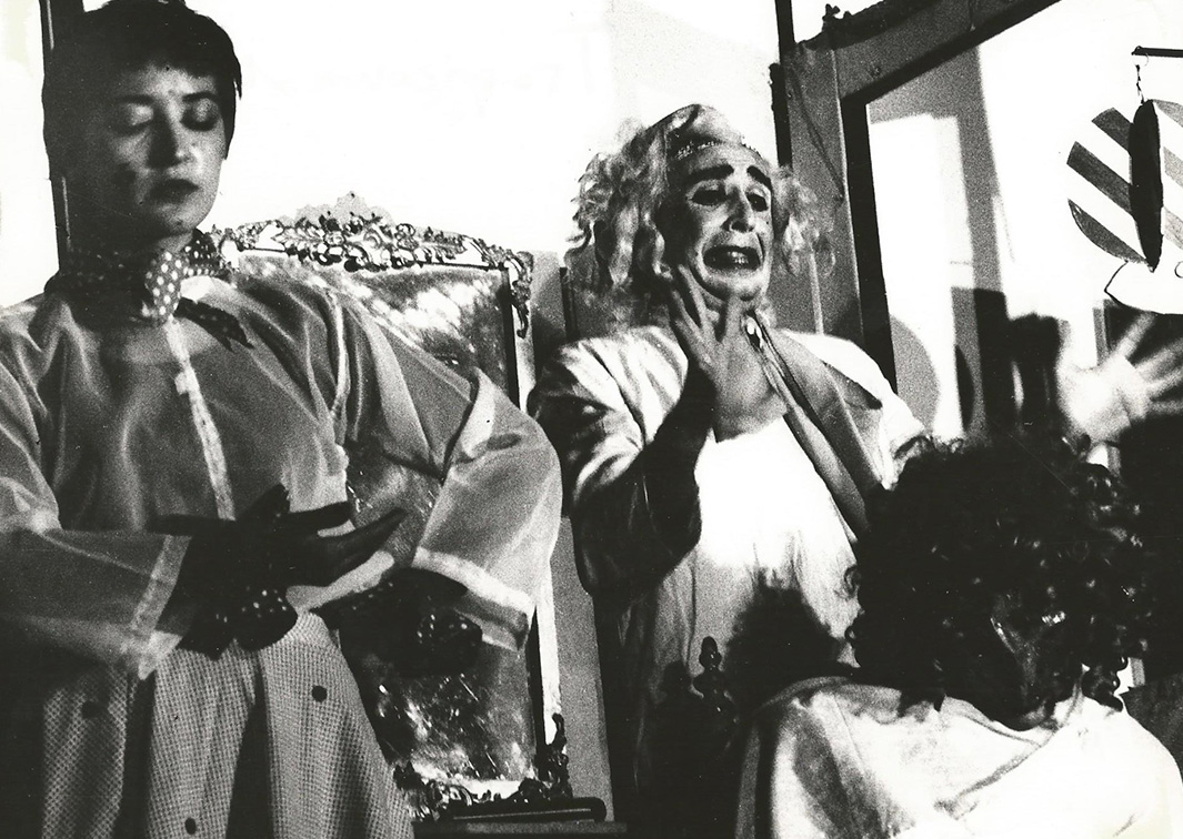 Tragicomedia de Don Cristóbal y la Señá Rosita, de Federico García Lorca, por Guirigai (1979). Procedencia: CIRAE.