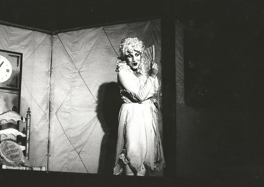 Tragicomedia de Don Cristóbal y la Señá Rosita, de Federico García Lorca, por Guirigai (1979). Procedencia: CIRAE.