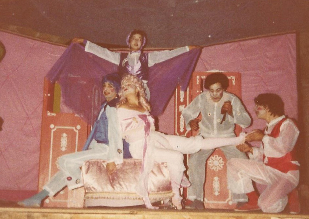 Tragicomedia de Don Cristóbal y la Señá Rosita, de Federico García Lorca, por Guirigai (1979). Procedencia: CIRAE.