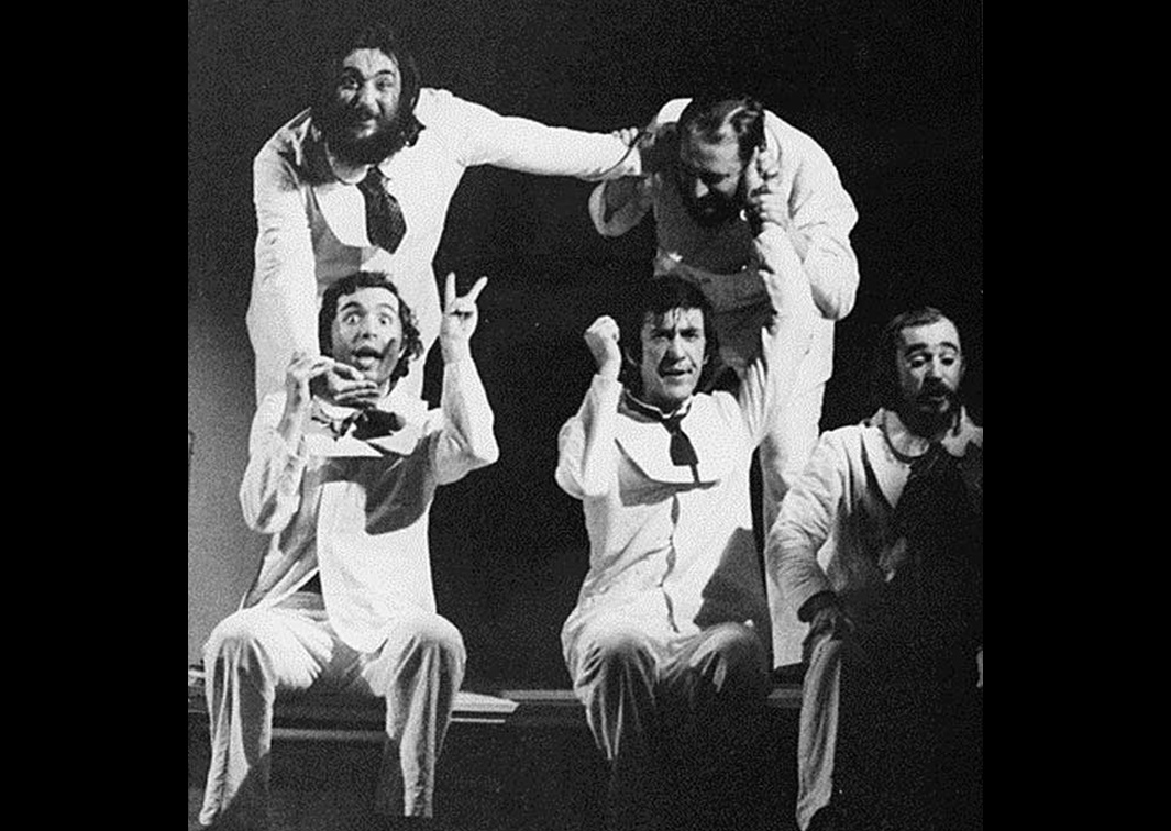Vivir por Bilbao, del colectivo, por Cómicos de la Legua (1975). Fotógrafo: C. del Olmo. Procedencia: CDAEM.