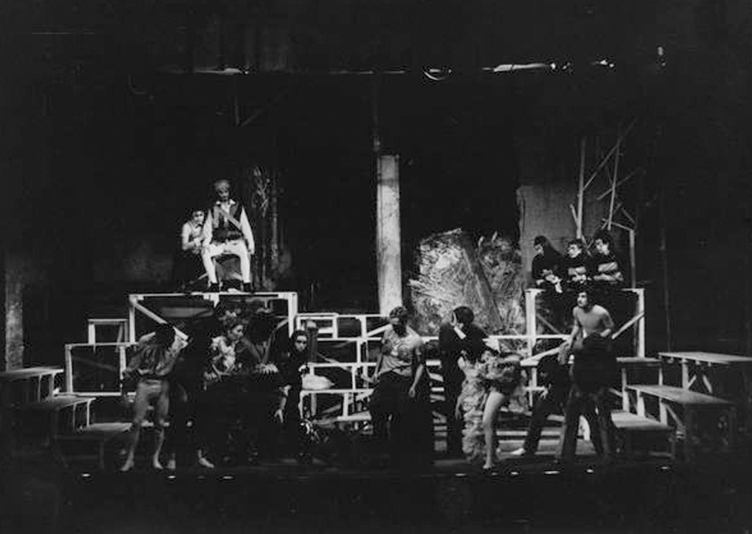 Akelarre. El último gallinero (1969). Fotógrafo: Manuel Martínez Muñoz. Procedencia: CDAEM. 