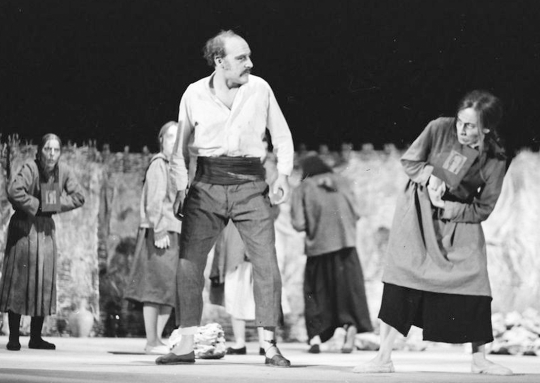 Corral de Comedias. Anacleto Morones, basado en el cuento de Juan Rulfo (1970). Fotógrafo: Beltrán. Procedencia: CDAEM.