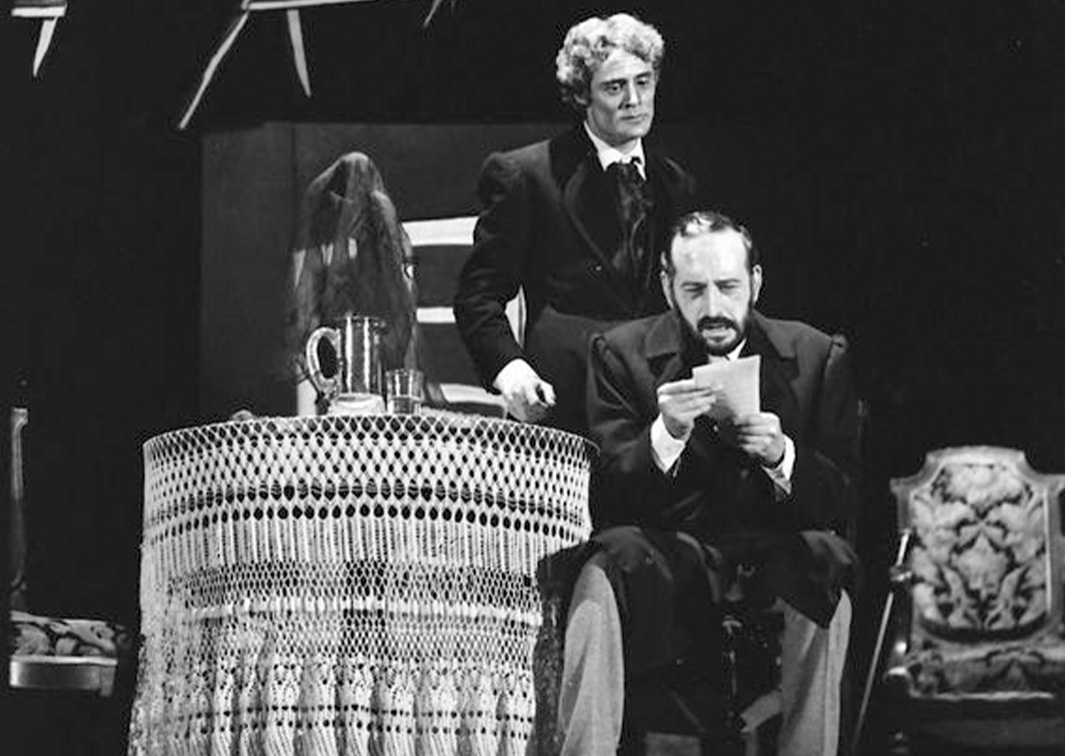 Corral de Comedias. Acreedores, de Strindberg (1969). Fotógrafo: Beltrán. Procedencia: CDAEM.