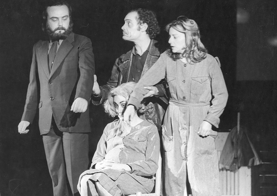 El Espolón del Gallo. De la buena crianza del gusano, creación colectiva sobre un texto de J. A. Castro (1975). Procedencia: CDAEM (Legado Guía del Ocio).