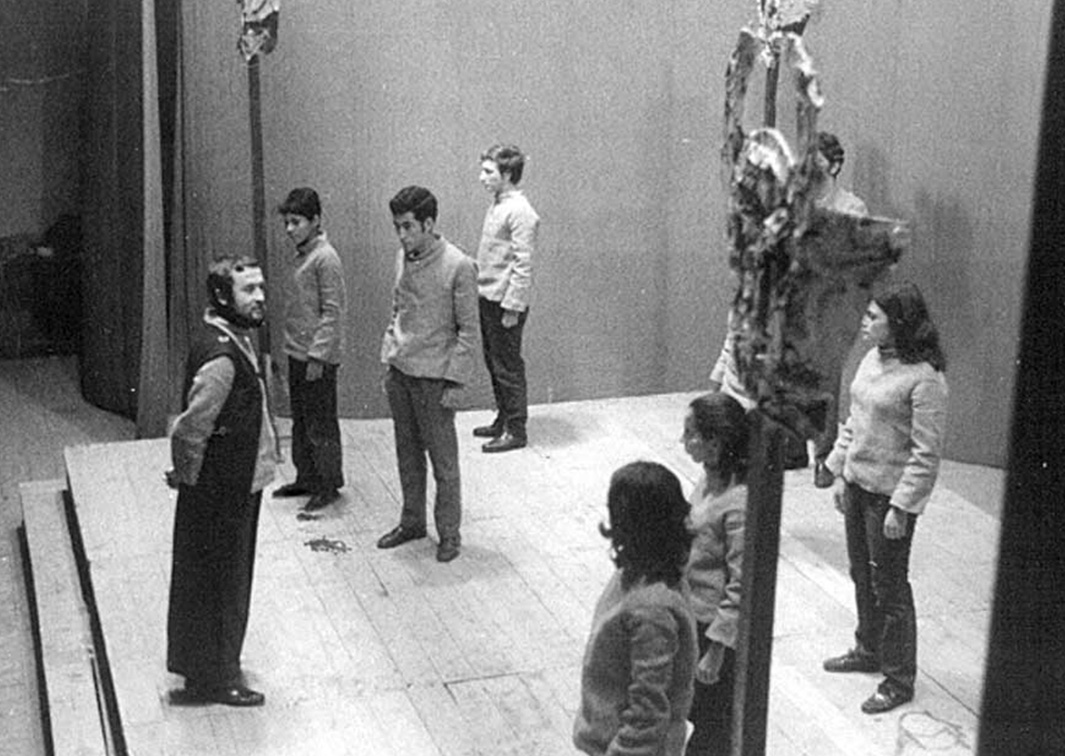 Esperpento de Sevilla. Antígona. Programa de mano de su representación en el II Ciclo de Teatro Actual (1968). Procedencia: CDAEM.