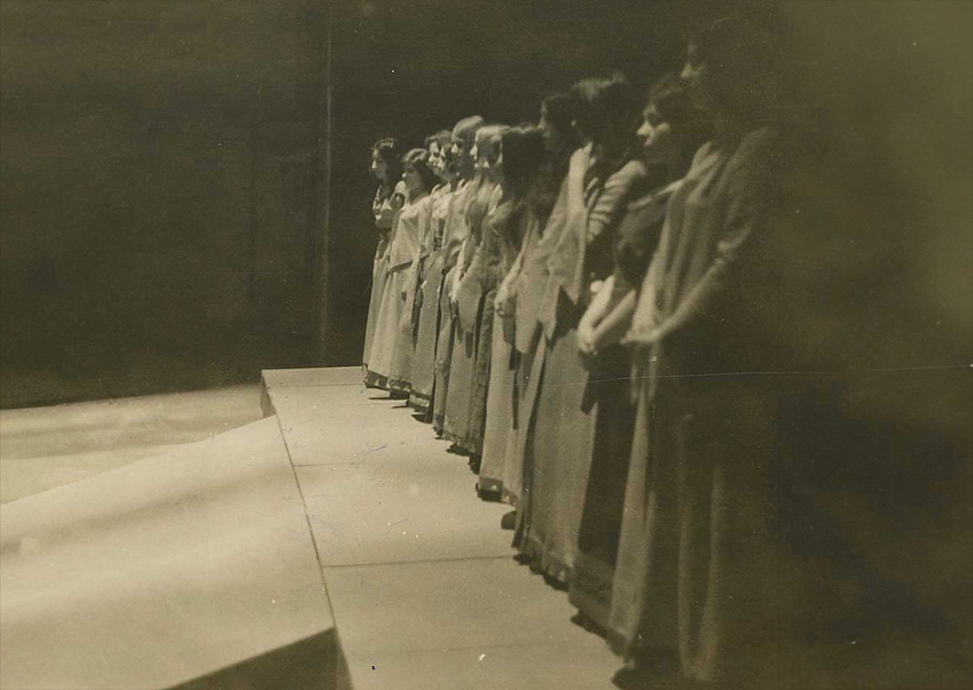 La Cazuela. Tirant lo Blanc (1971). Procedencia: CDiMAE.
