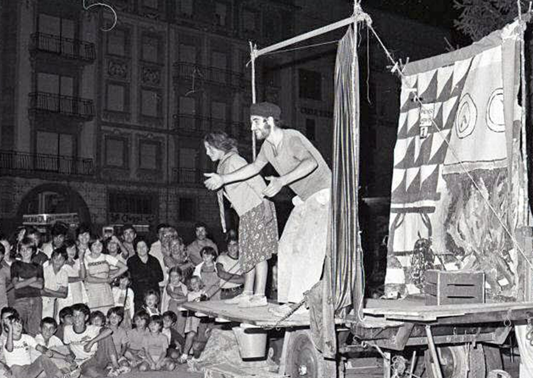La Fura dels Baus. Vida i miracles del pagès Tarino i la seva dona Teresina (1979)