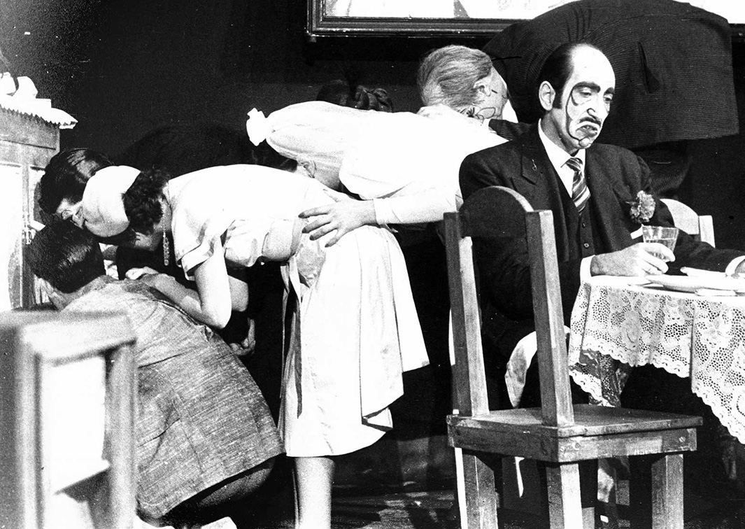 Los Goliardos. La boda de los pequeños burgueses, de Bertolt Brecht (1970). 