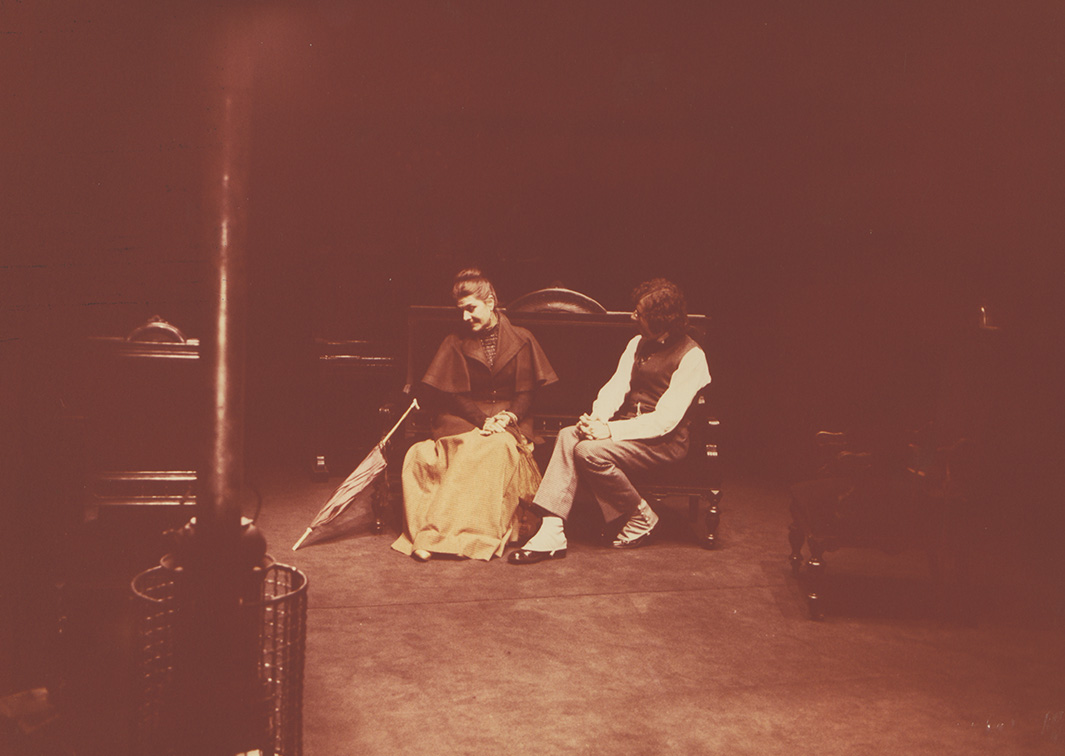 Teatre Lliure. Hedda Gabler (1978). Fotógrafo: Ros Ribas. Procedencia: CDAEM.