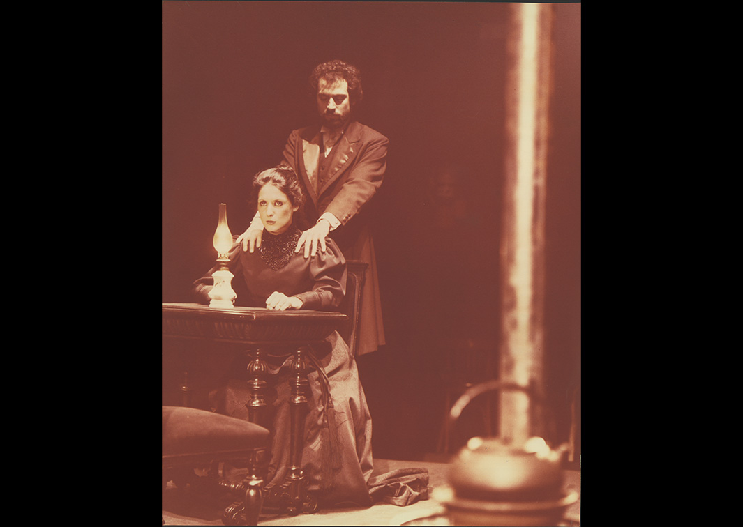 Teatre Lliure. Hedda Gabler (1978). Fotógrafo: Ros Ribas. Procedencia: CDAEM.