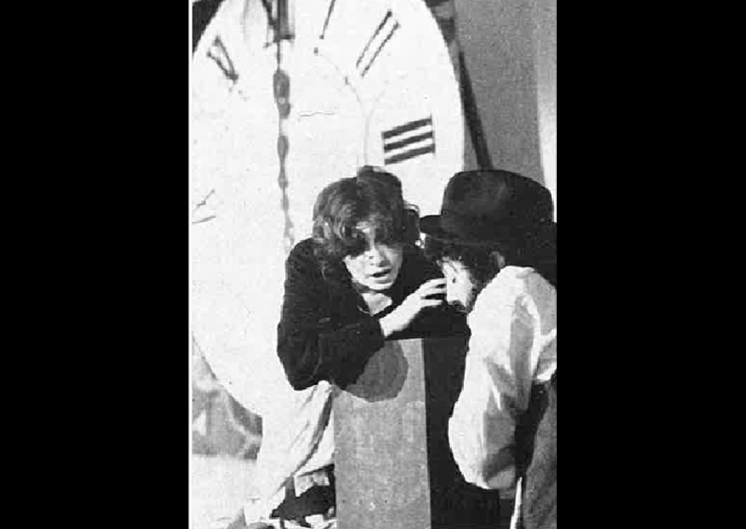 Teatro Circo. Macbeth, de Shakespeare. Cartel de su representación en la Sala Olimpia de Madrid (1975). Procedencia: CDAEM.
