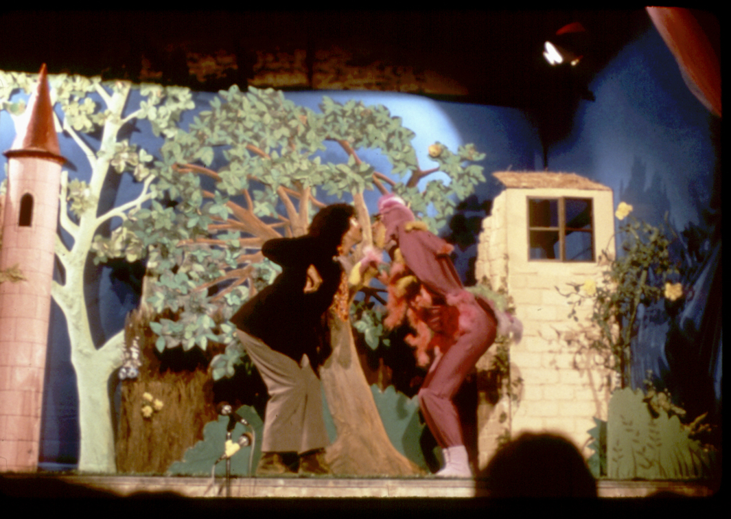 Teatro de la Ribera. Historias de un jardín, sobre cuentos de Oscar Wilde y Pilar Laveaga (1979). Procedencia: CDAEM.