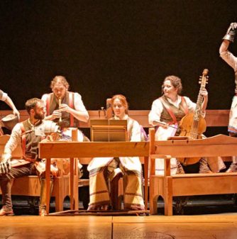 Más de cien espectáculos y grandes artistas desfilarán este otoño por el Teatro de Rojas